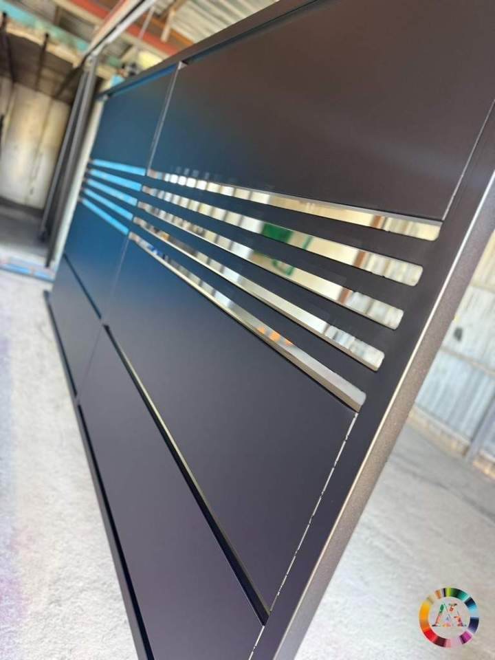 EC4B550C 45BF 4373 83F3 FF743294C5A6 1 105 c